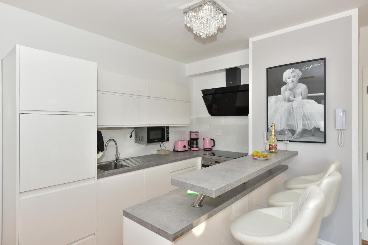 Mm Luxury Apartments Gold & Rubin ザダル エクステリア 写真
