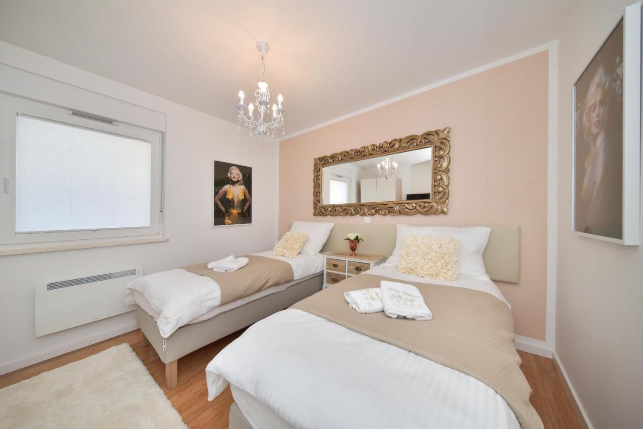 Mm Luxury Apartments Gold & Rubin ザダル エクステリア 写真